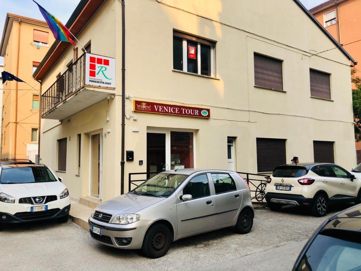 Hotel Venice Tour Mestre Exteriör bild