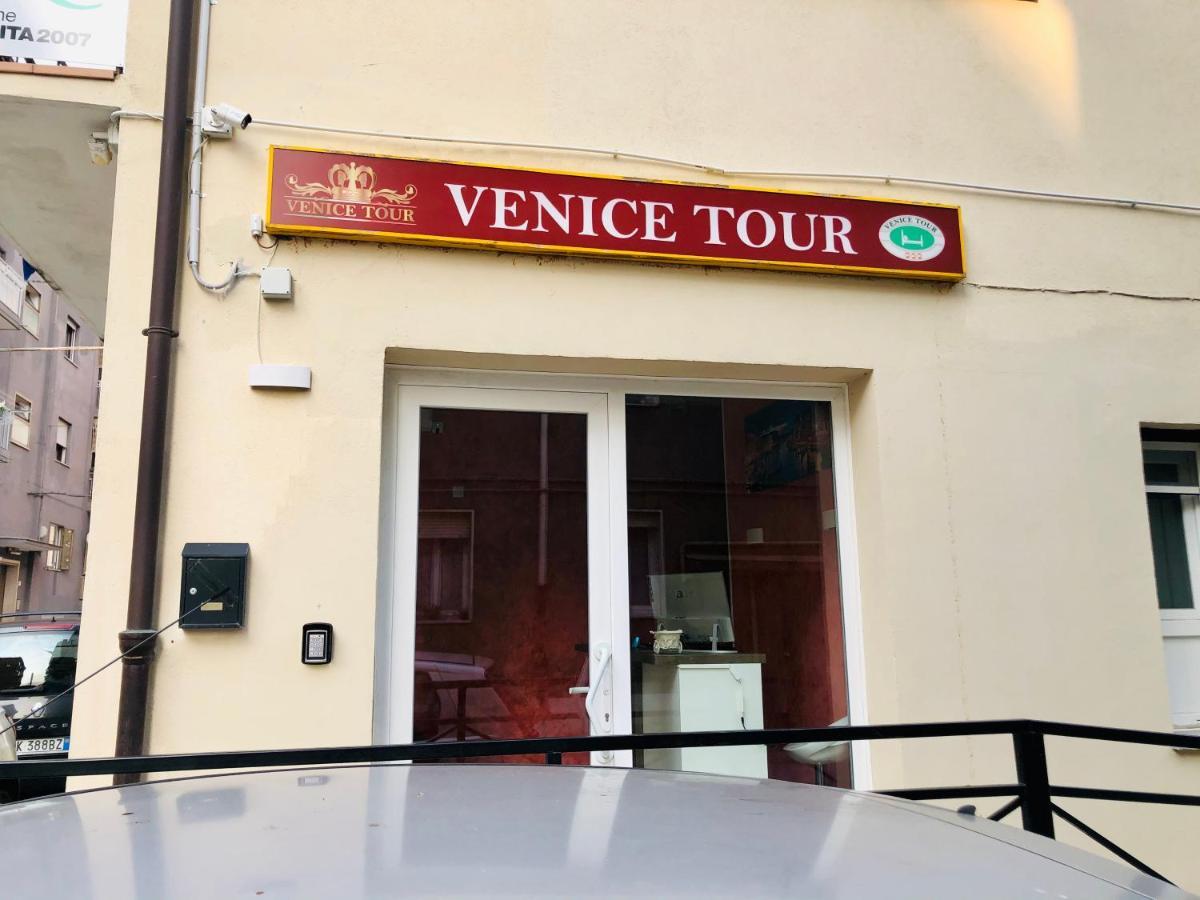 Hotel Venice Tour Mestre Exteriör bild